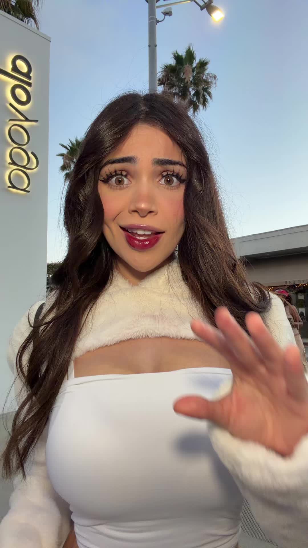 @Alina Rose