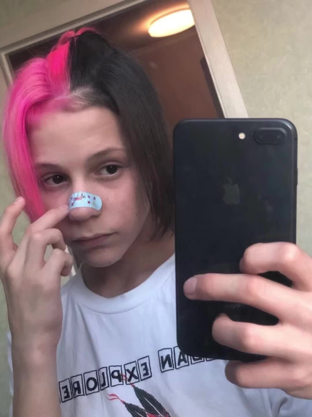 @мейби хмурая лапа