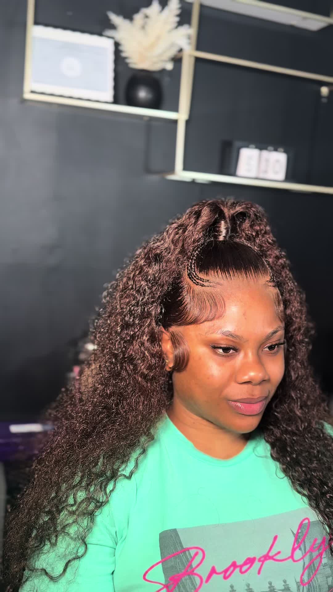 @BROOKLYN HAIRSTYLIST