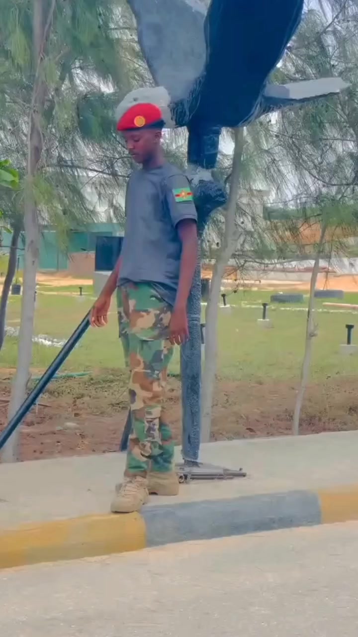 @يحي علس حاش🇸🇴🦅🇹🇷🔥