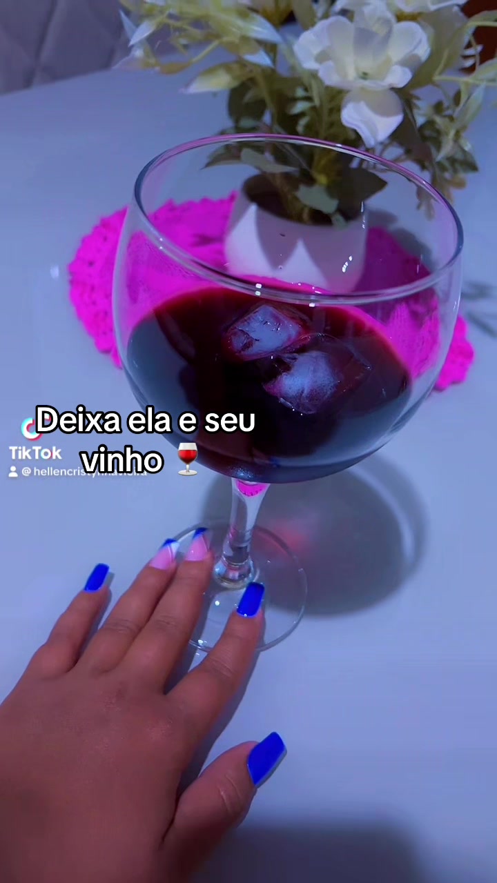 @Hellen Cristynna Vie