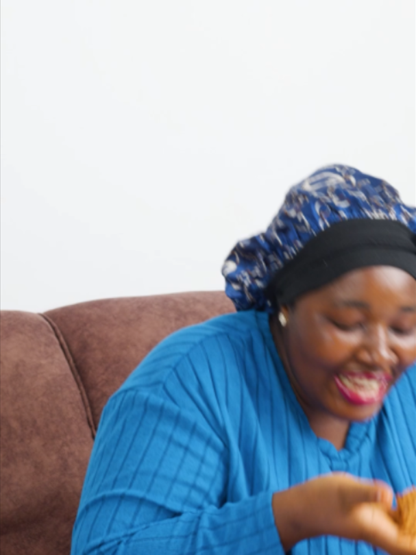 @Akpene