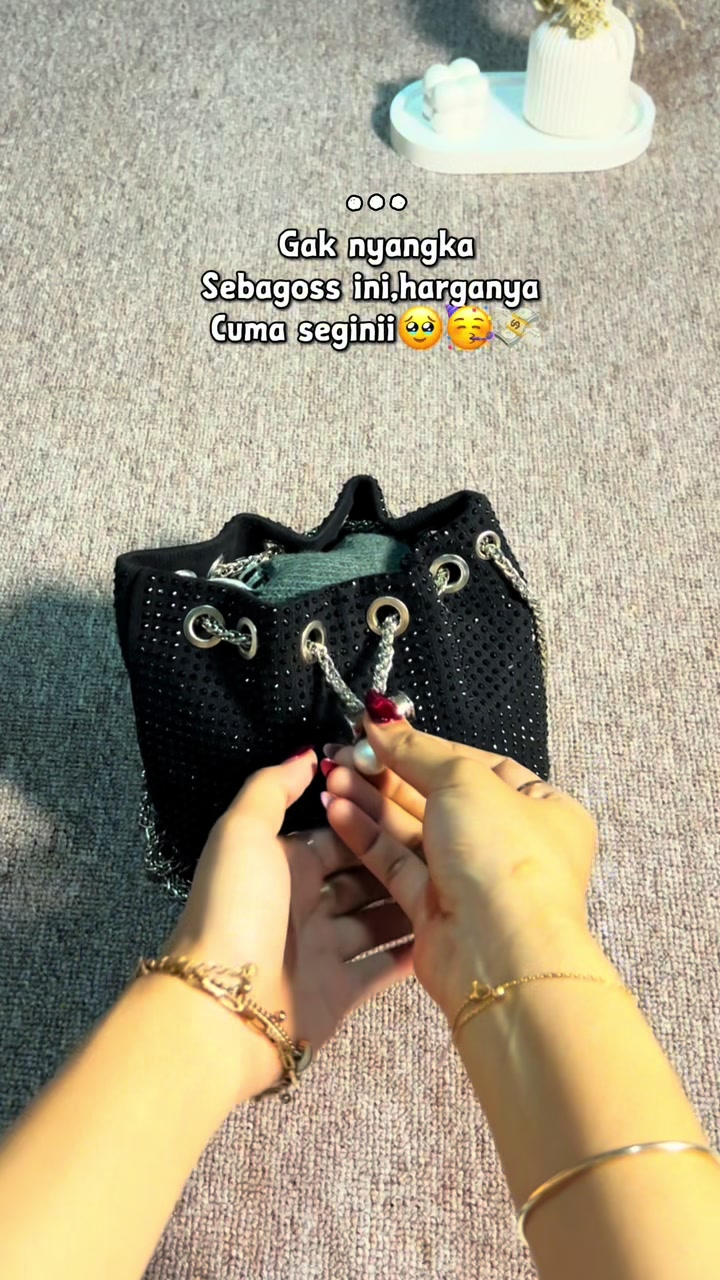 @Devino_08