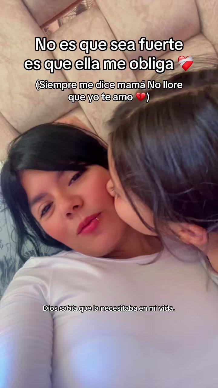 @ADRIANA SALINAS