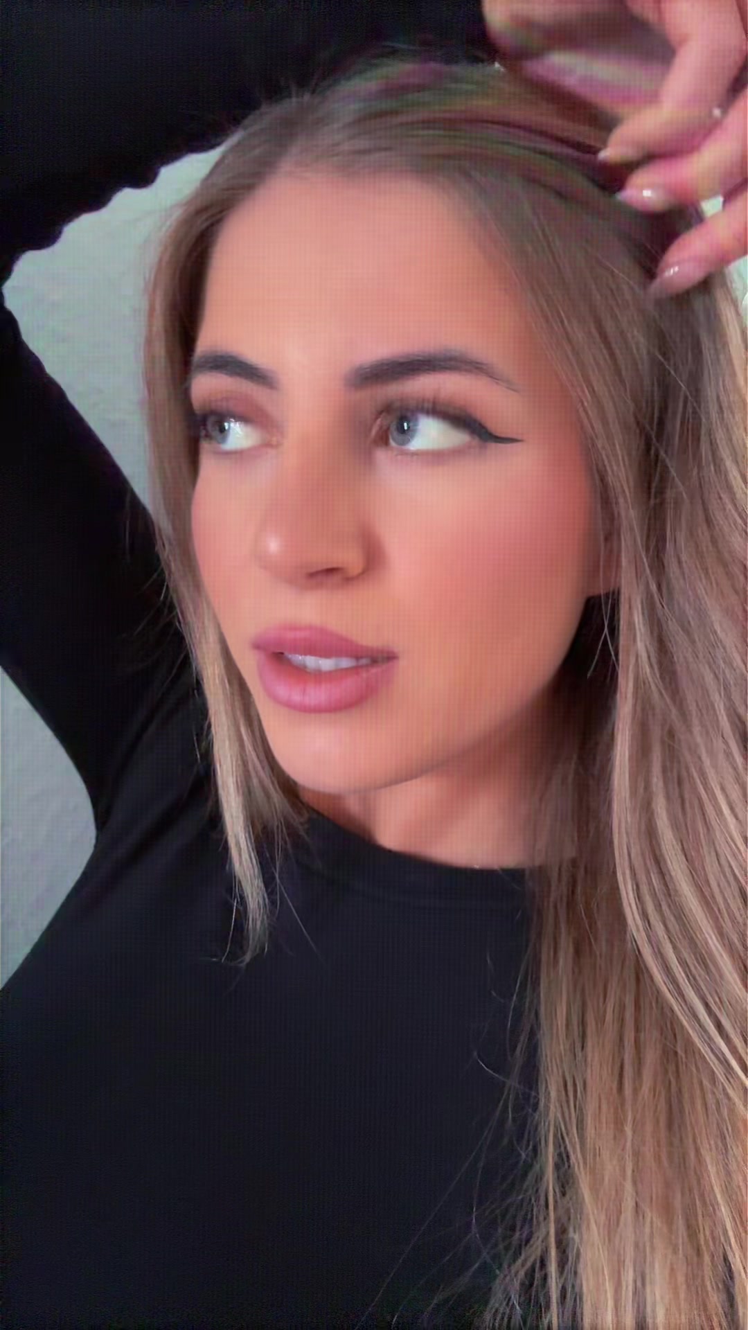 @Simona ✨