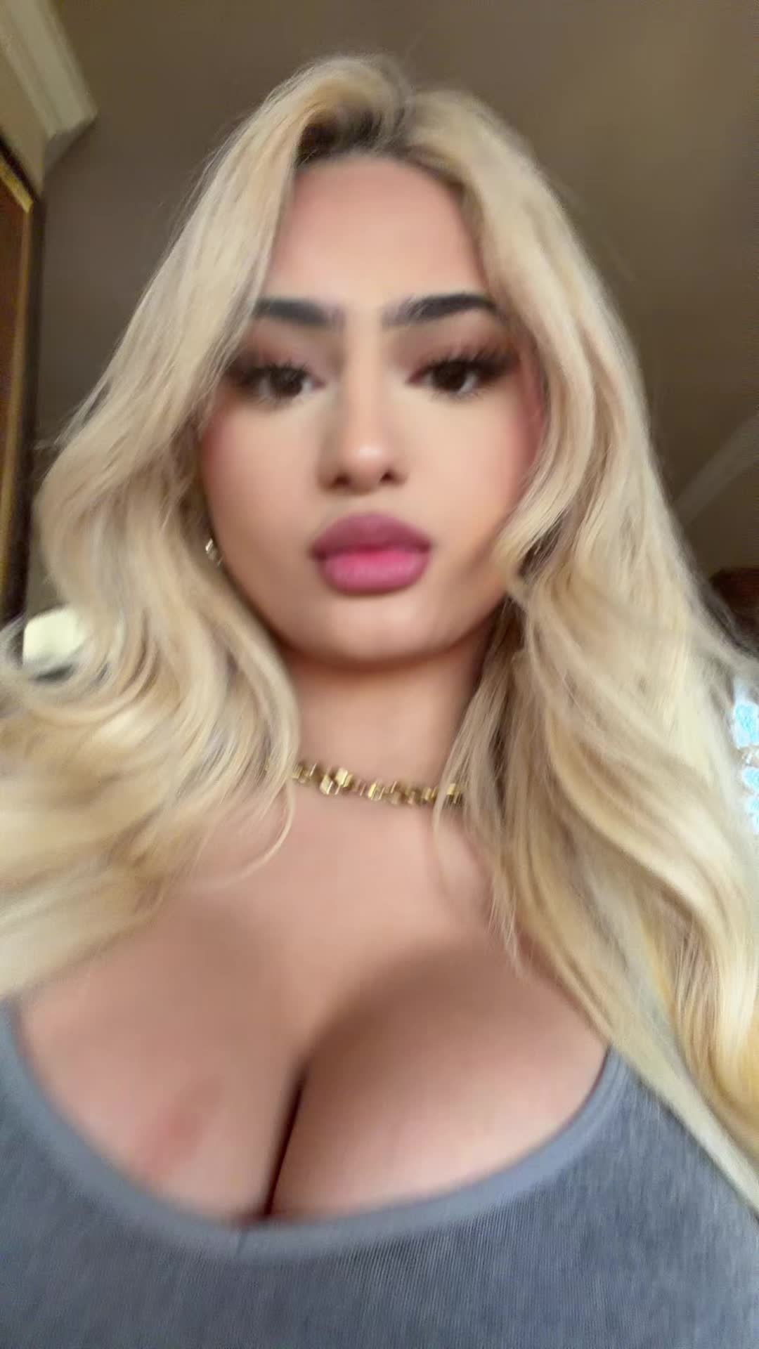 @Ari