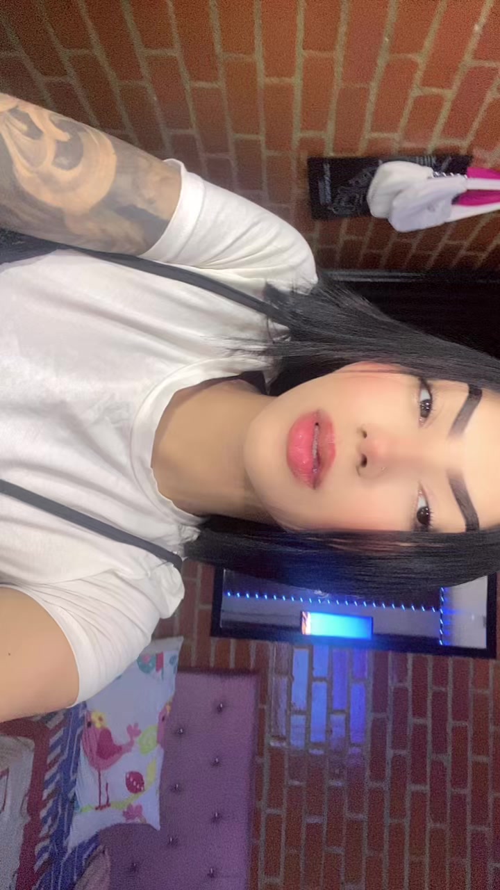 @LV🐆👸🏻