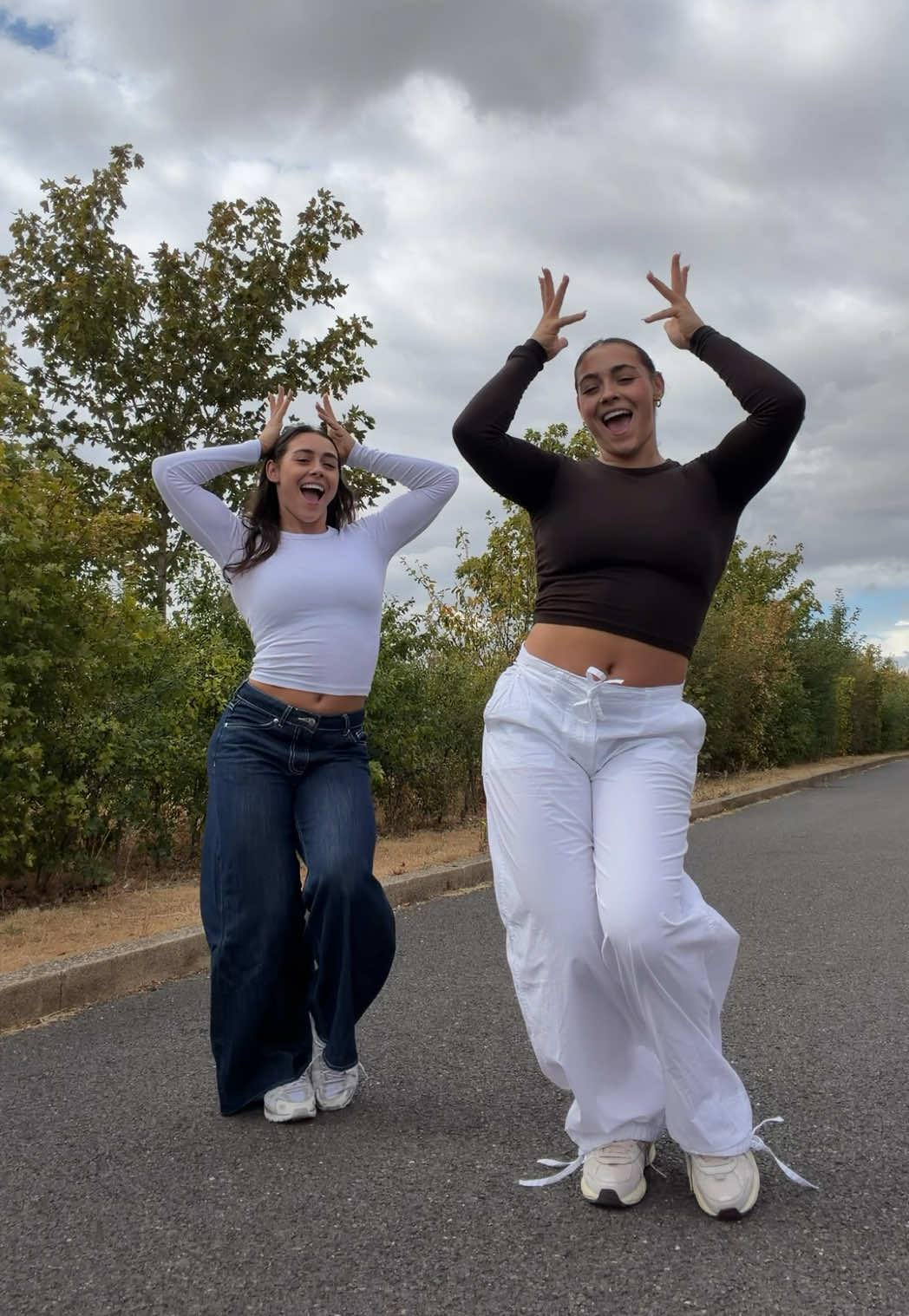 @Gadirova Twins