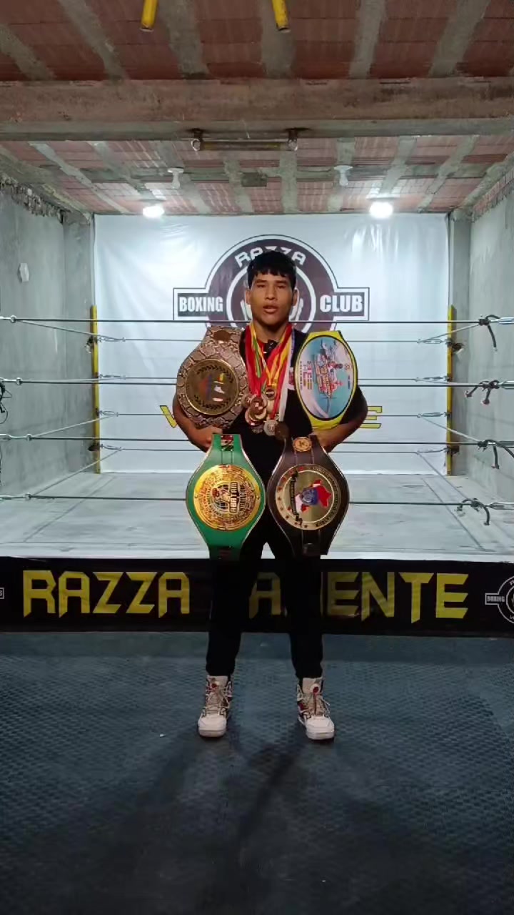 @Razza valiente