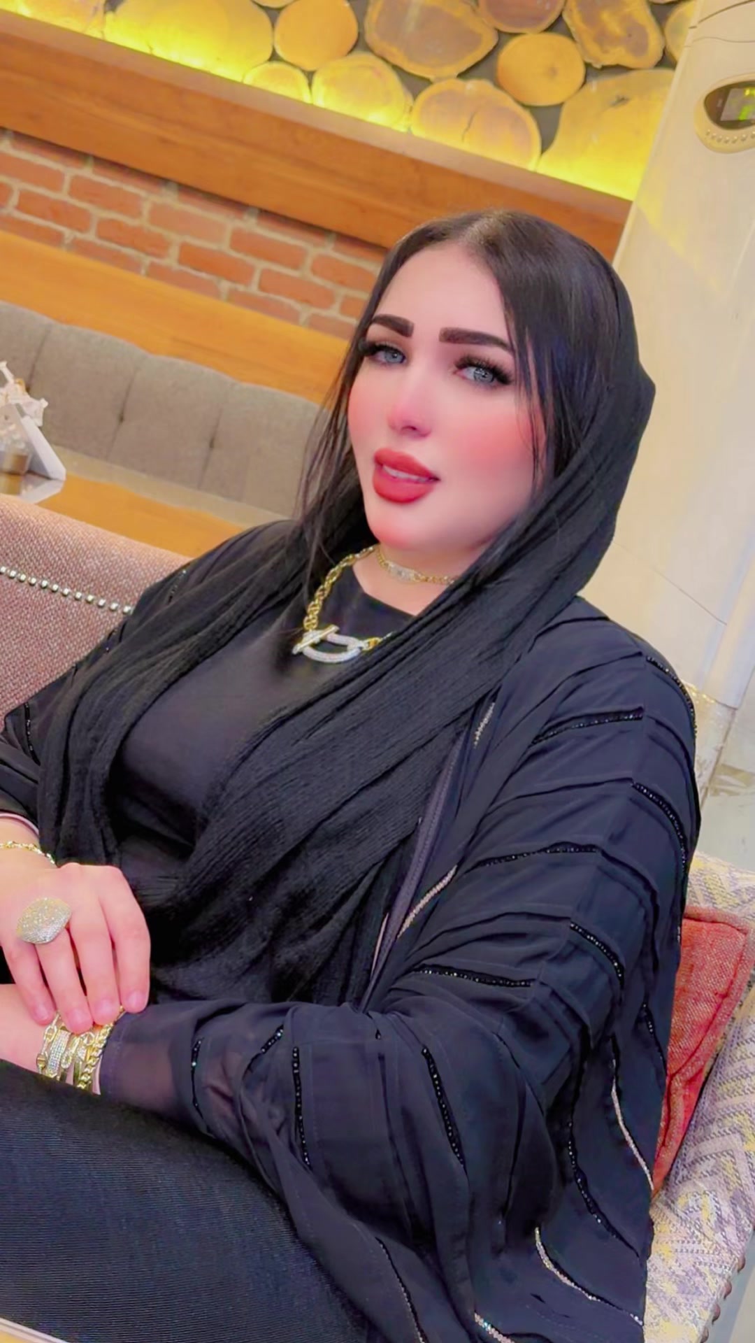 @ملكة الخليج اية الجبروني