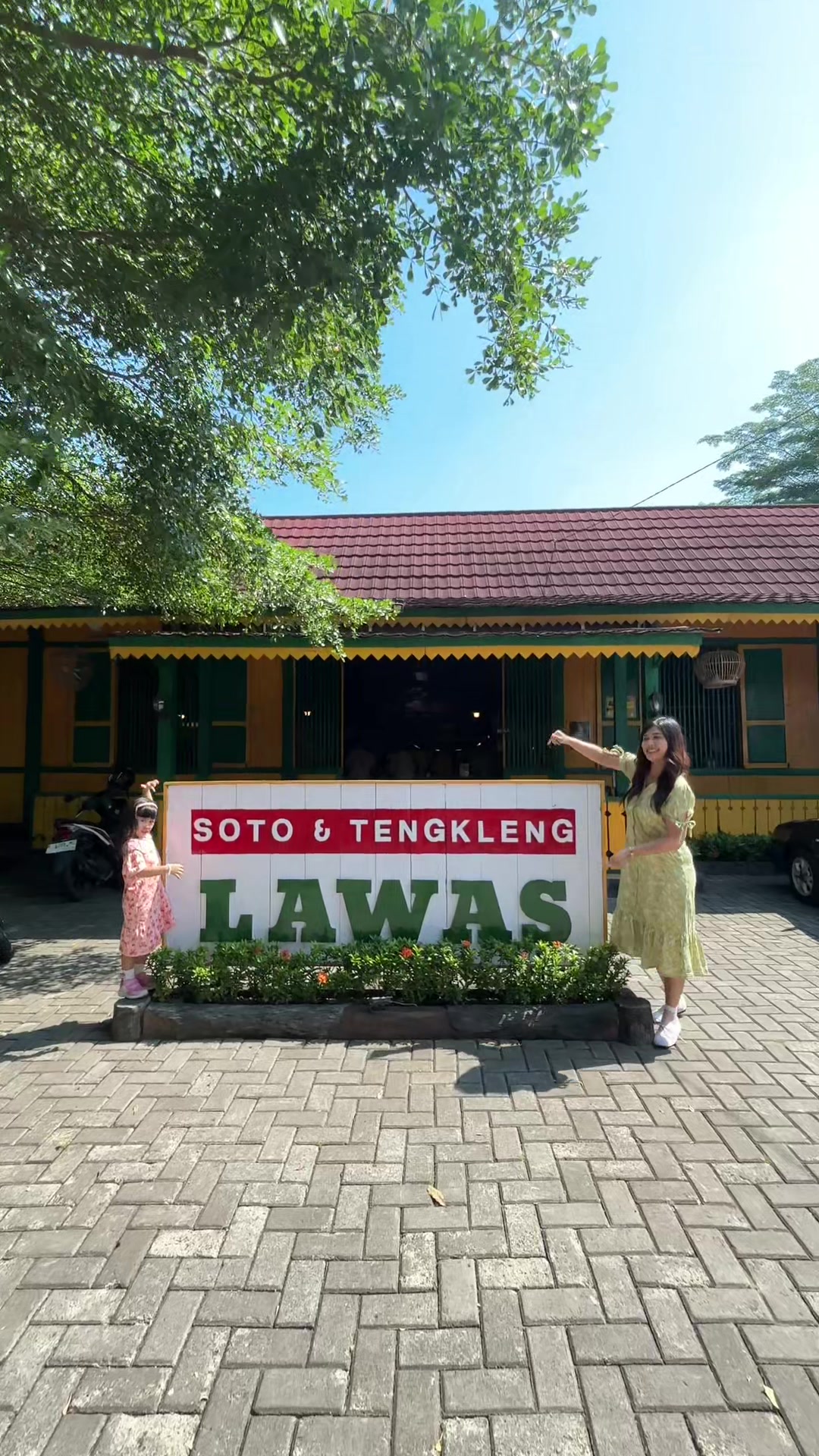 @TiwaKarina