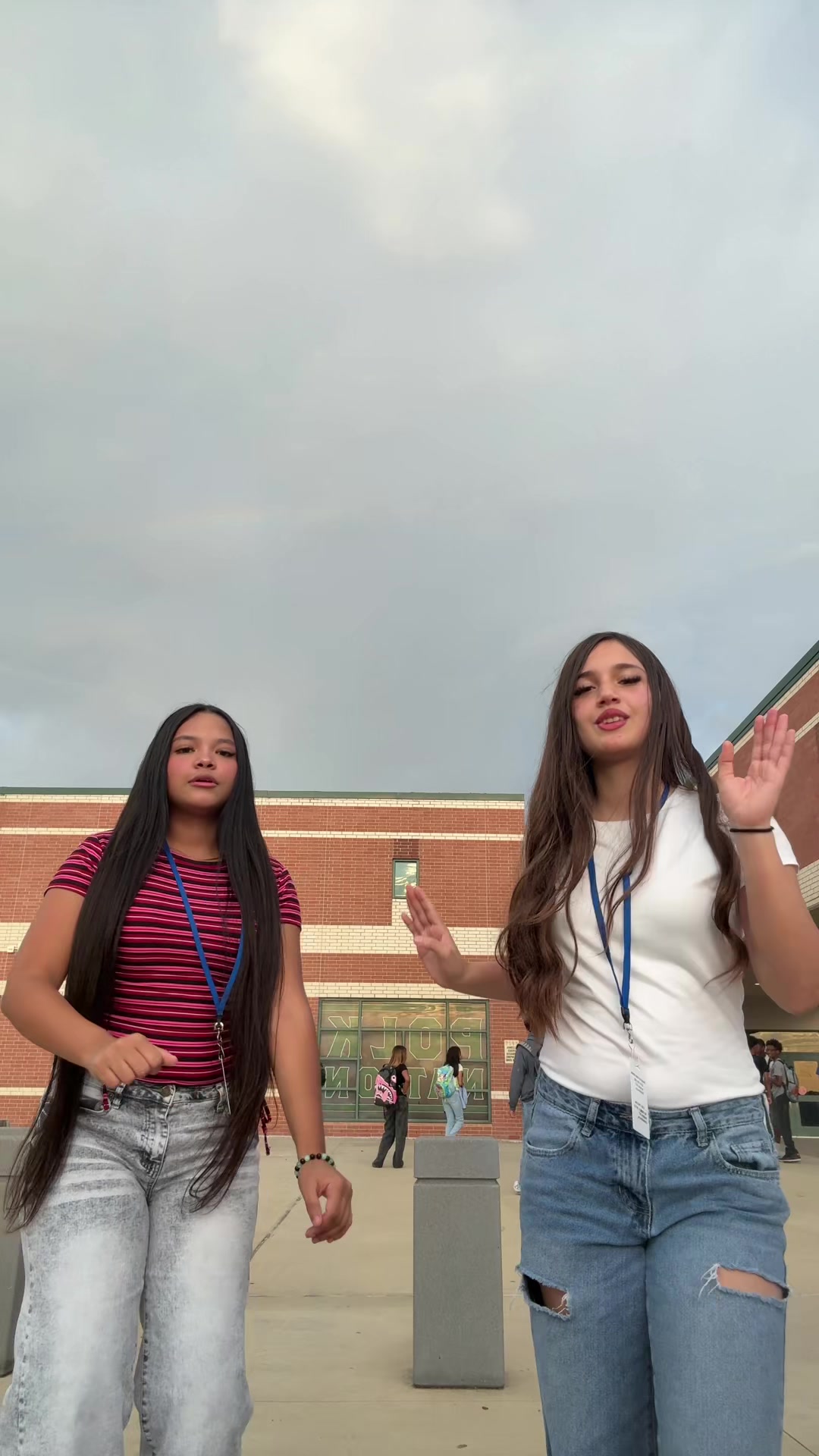 @𝓈𝒶𝓇𝒶𝒽💙