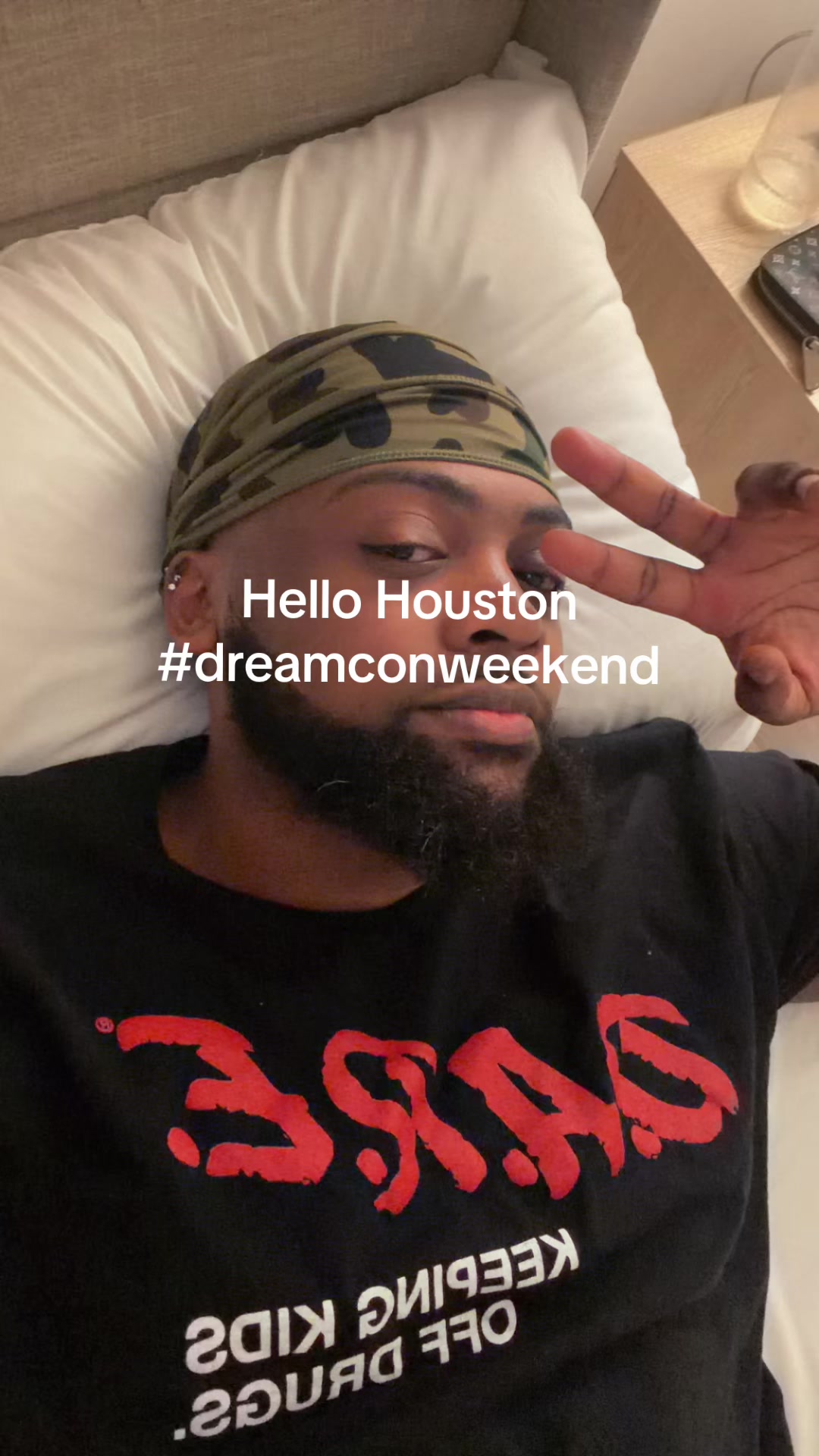 @bapeboydevin