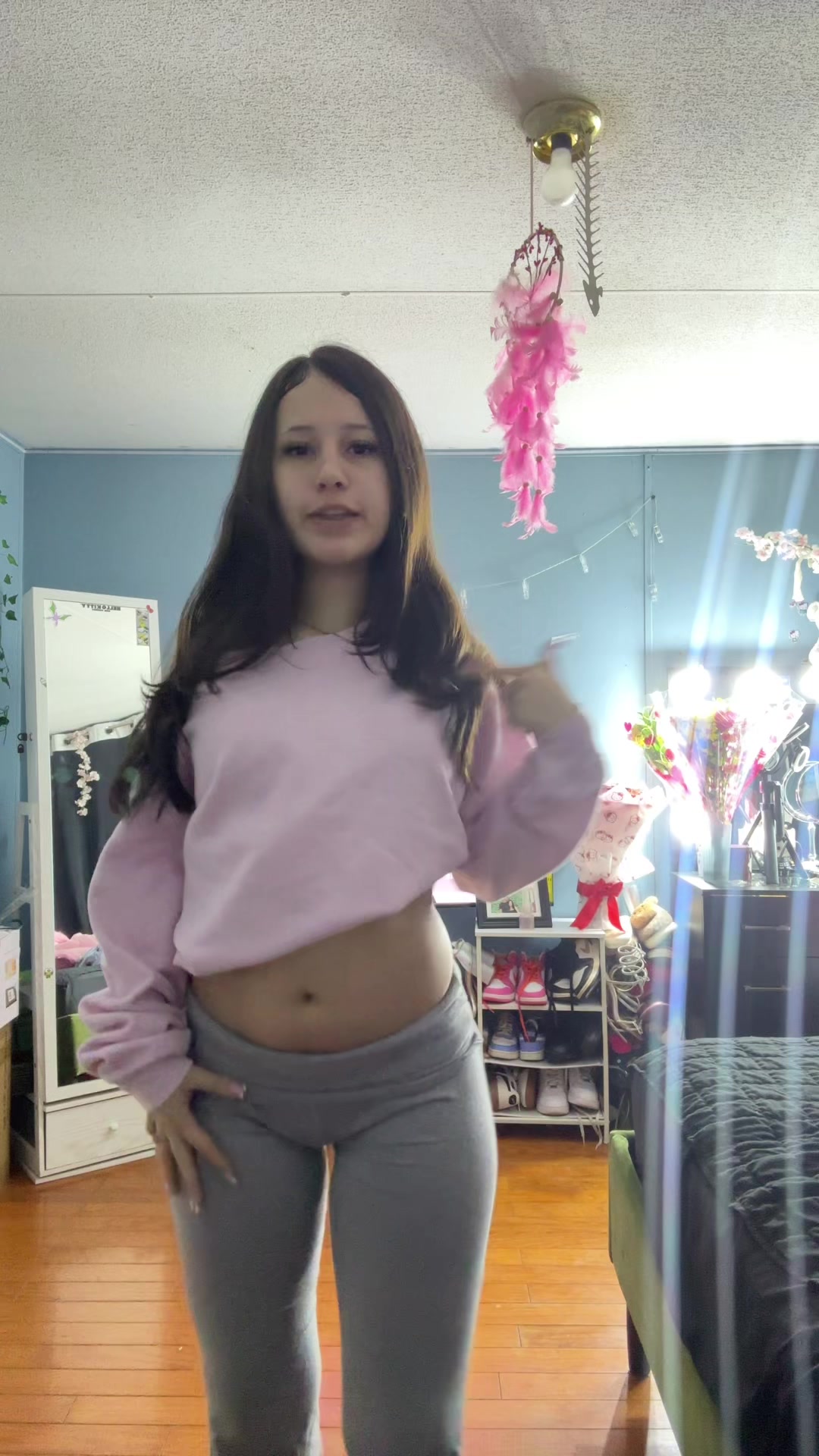 @:3