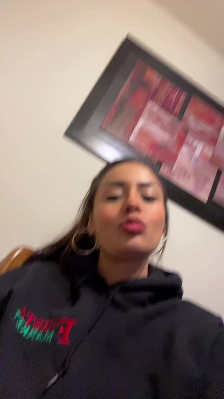 @🖤