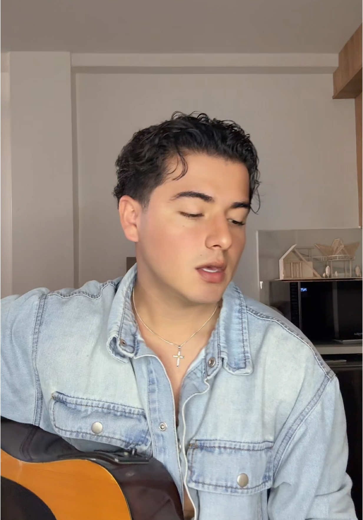@Jackson_Razo