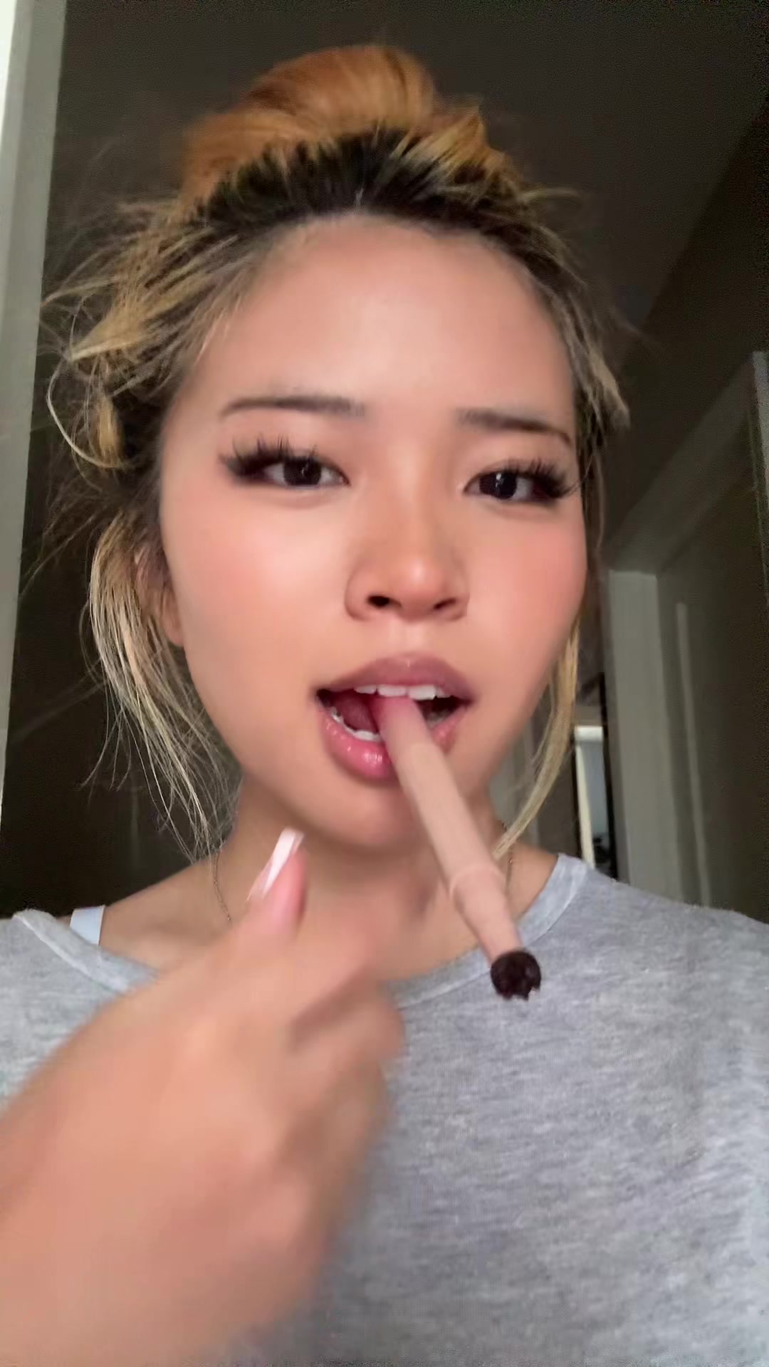 @Vivienne