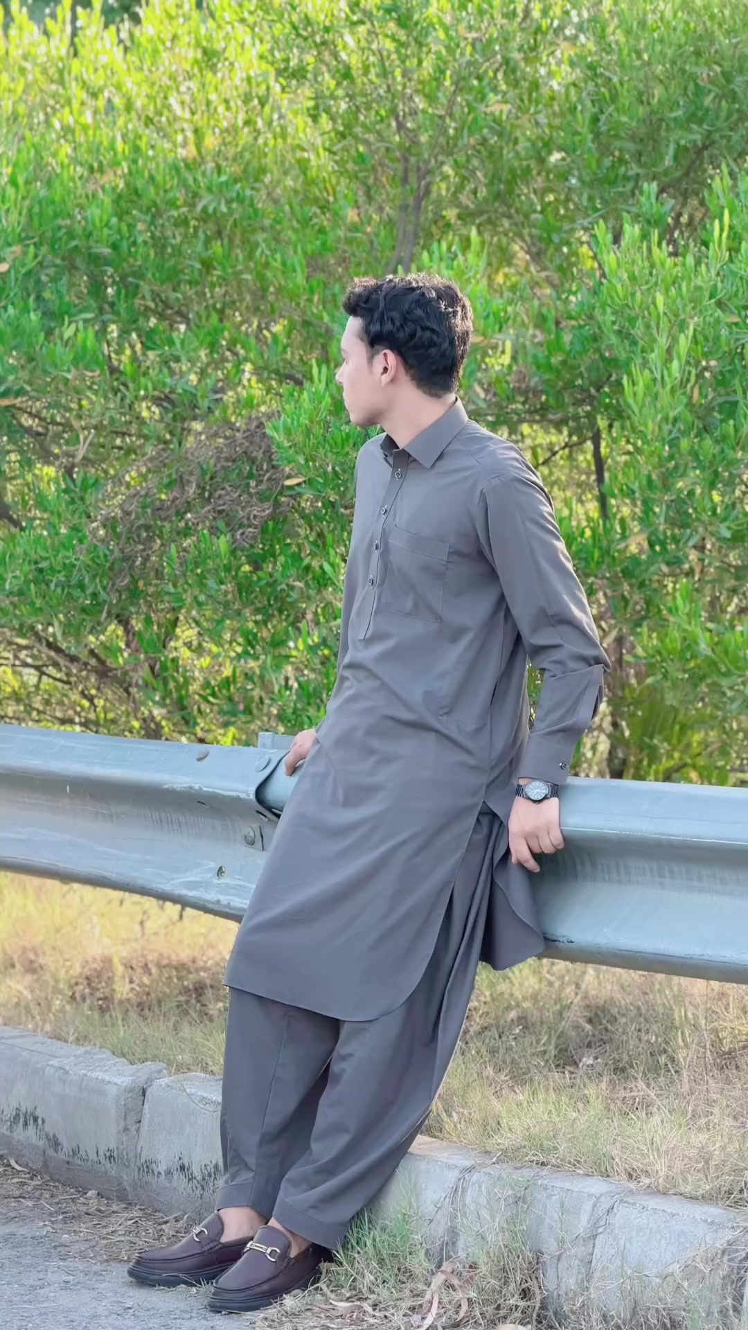 @SAQIB ๐๏ธ