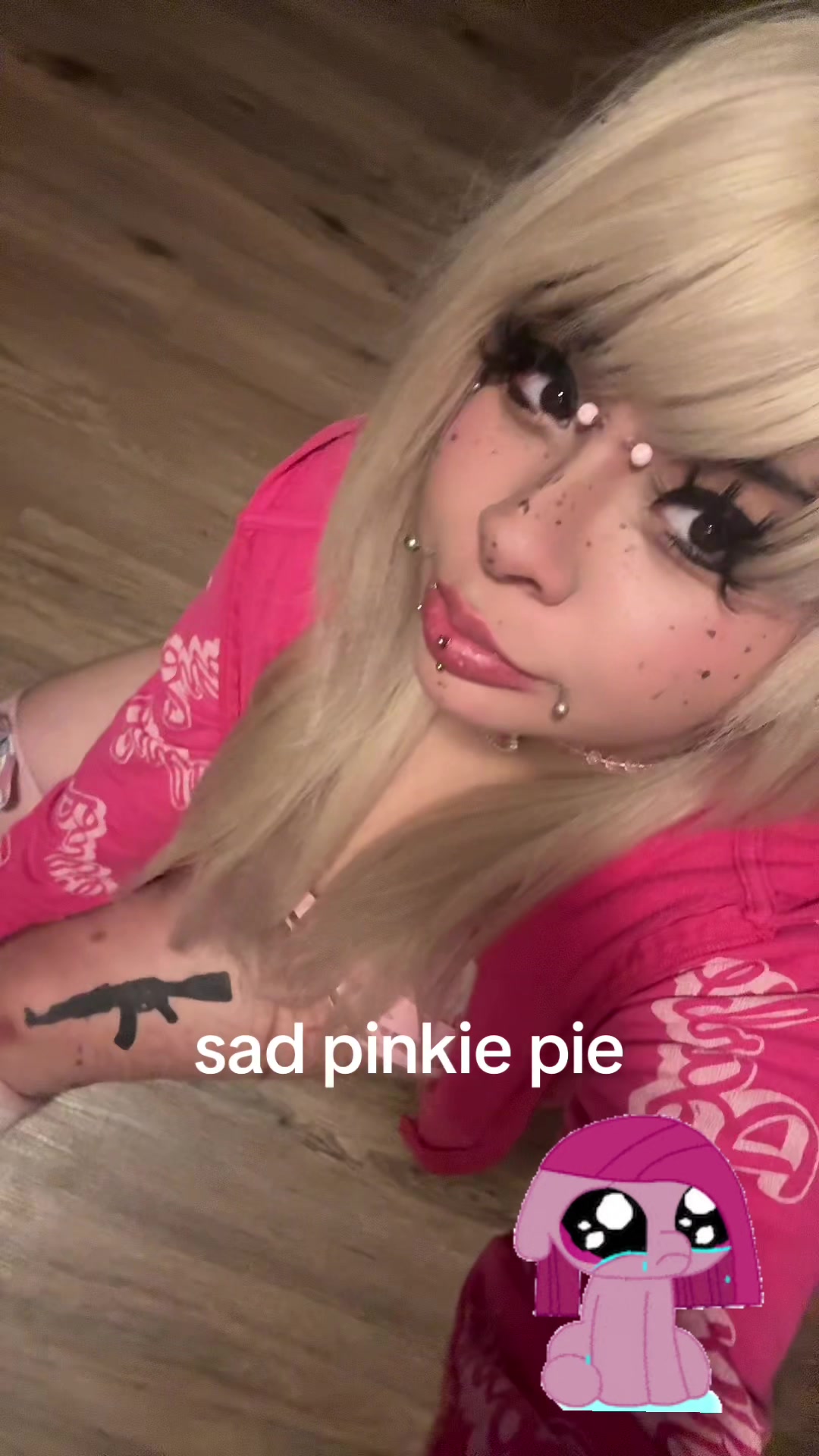 @🧁𐂯