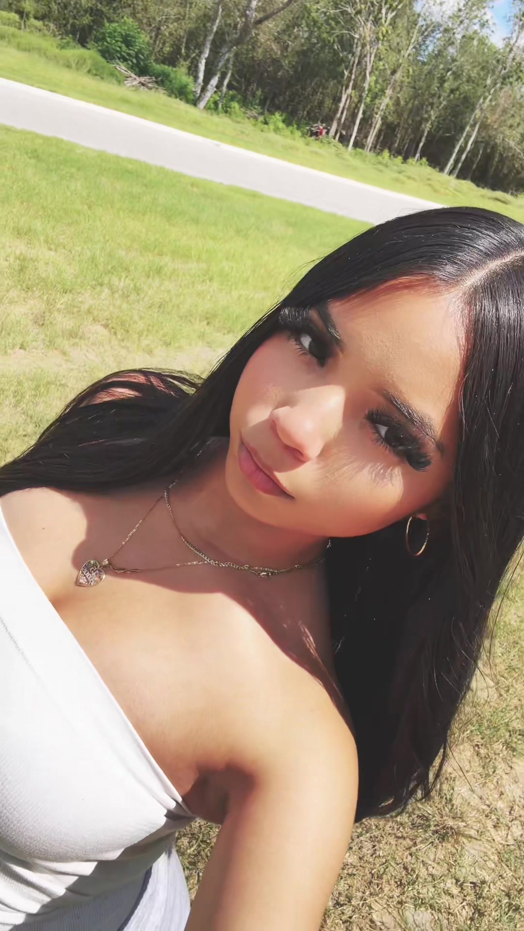 @anjelika