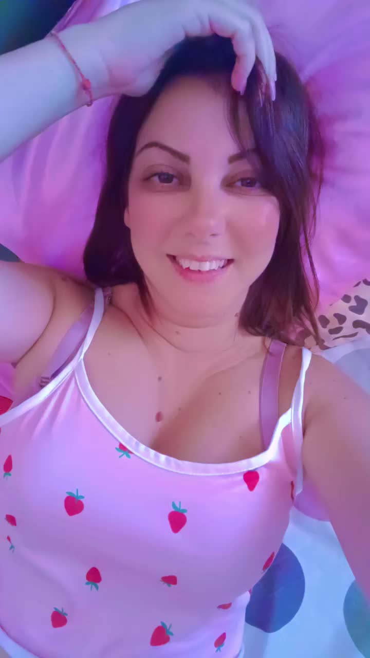 @🩷🌻꧁𝓐𝓷𝓽𝓸𝓷𝓮𝓵𝓵𝓪꧂🌻🩷