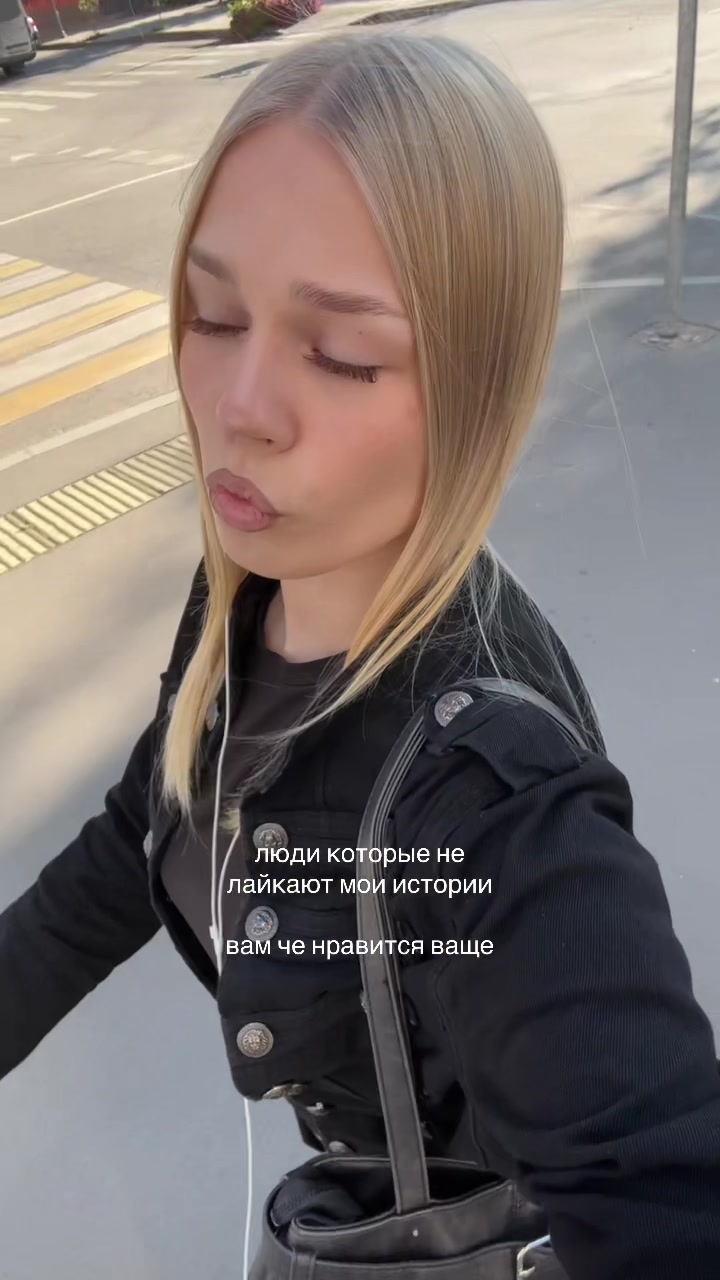 @_onlyfactsgirl