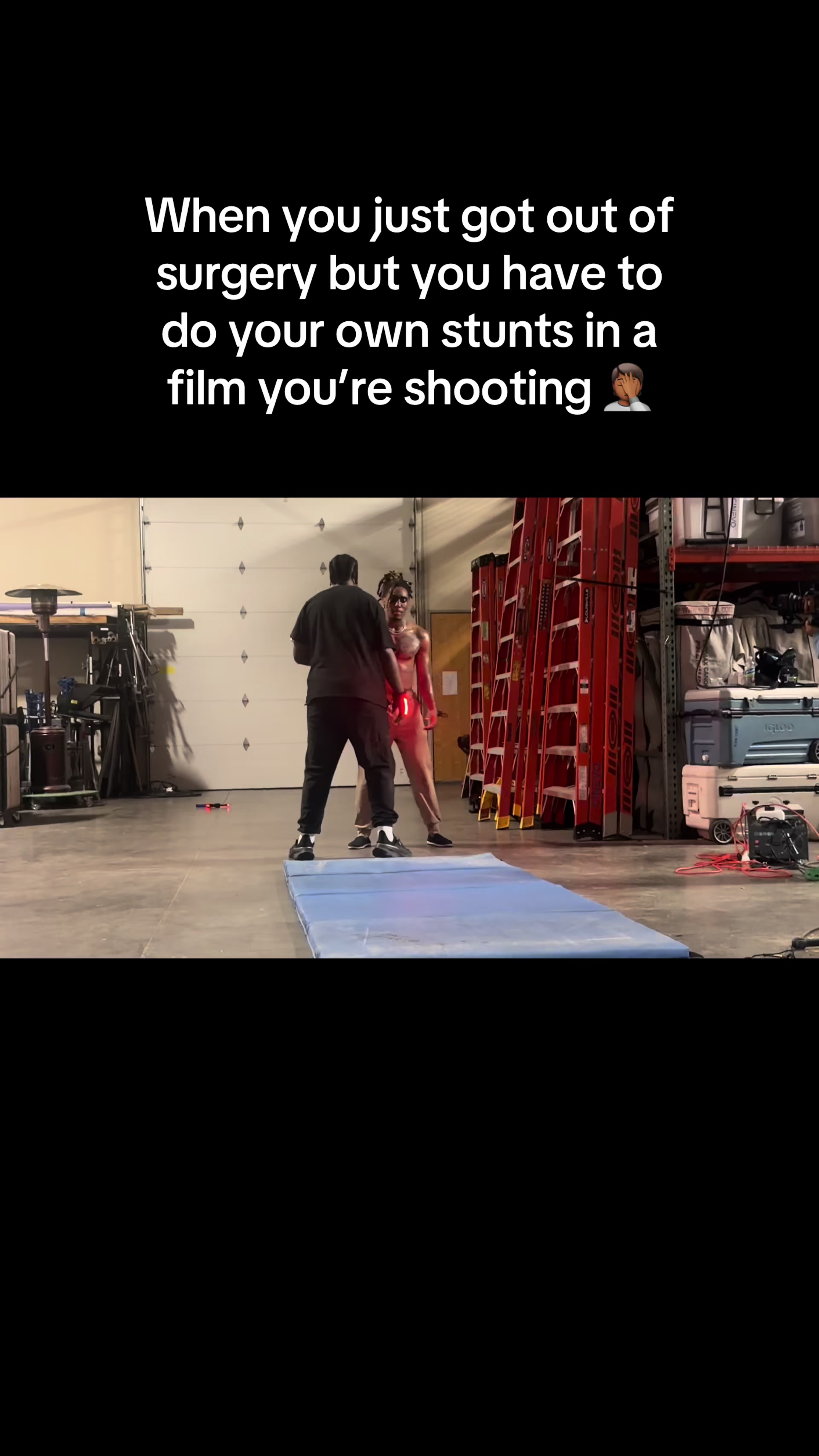 @HOODIE