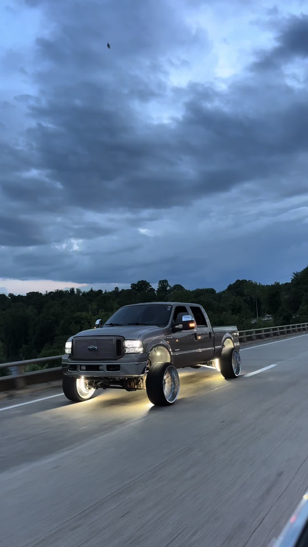 @️828_caleb