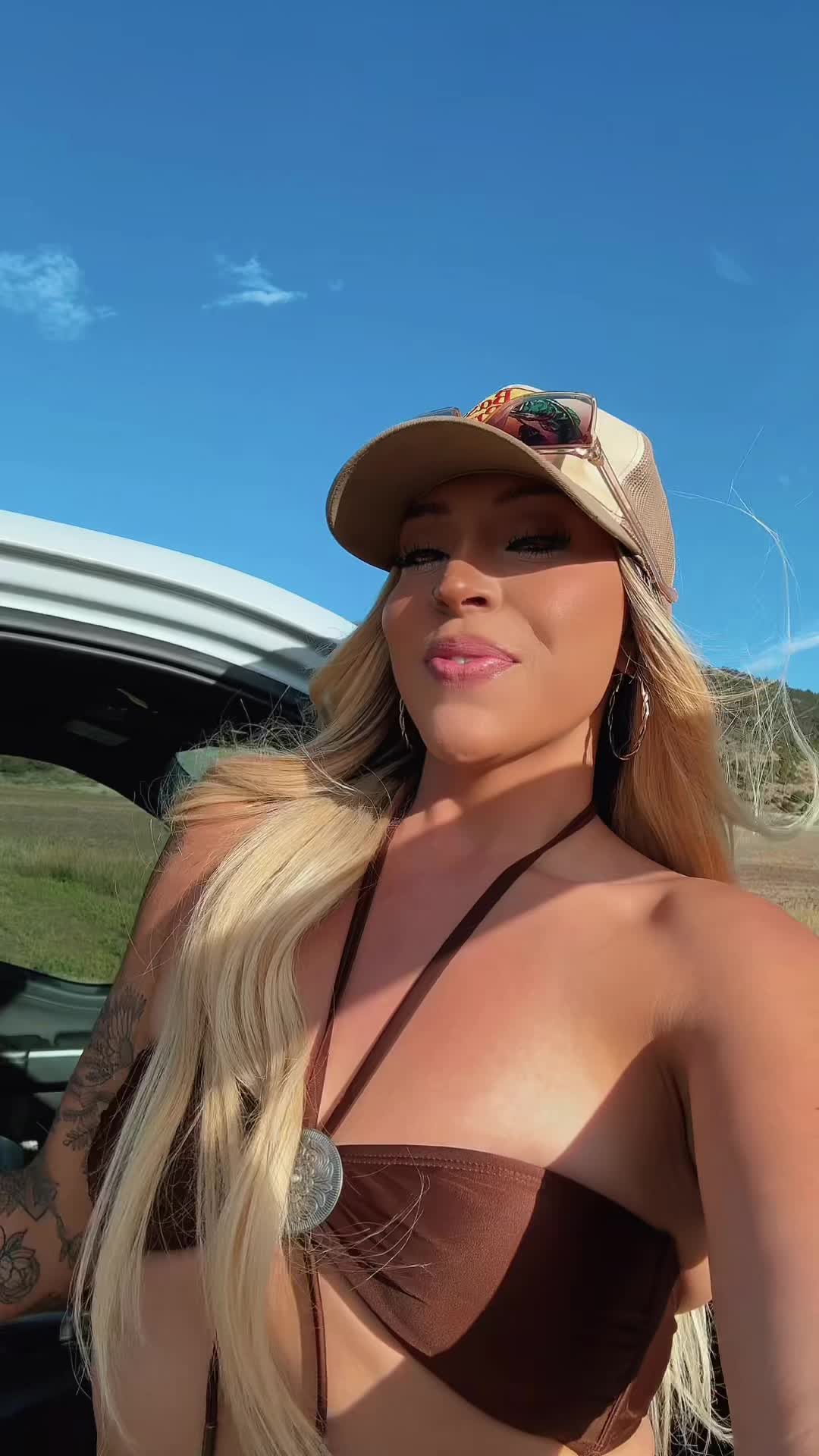 @celinea