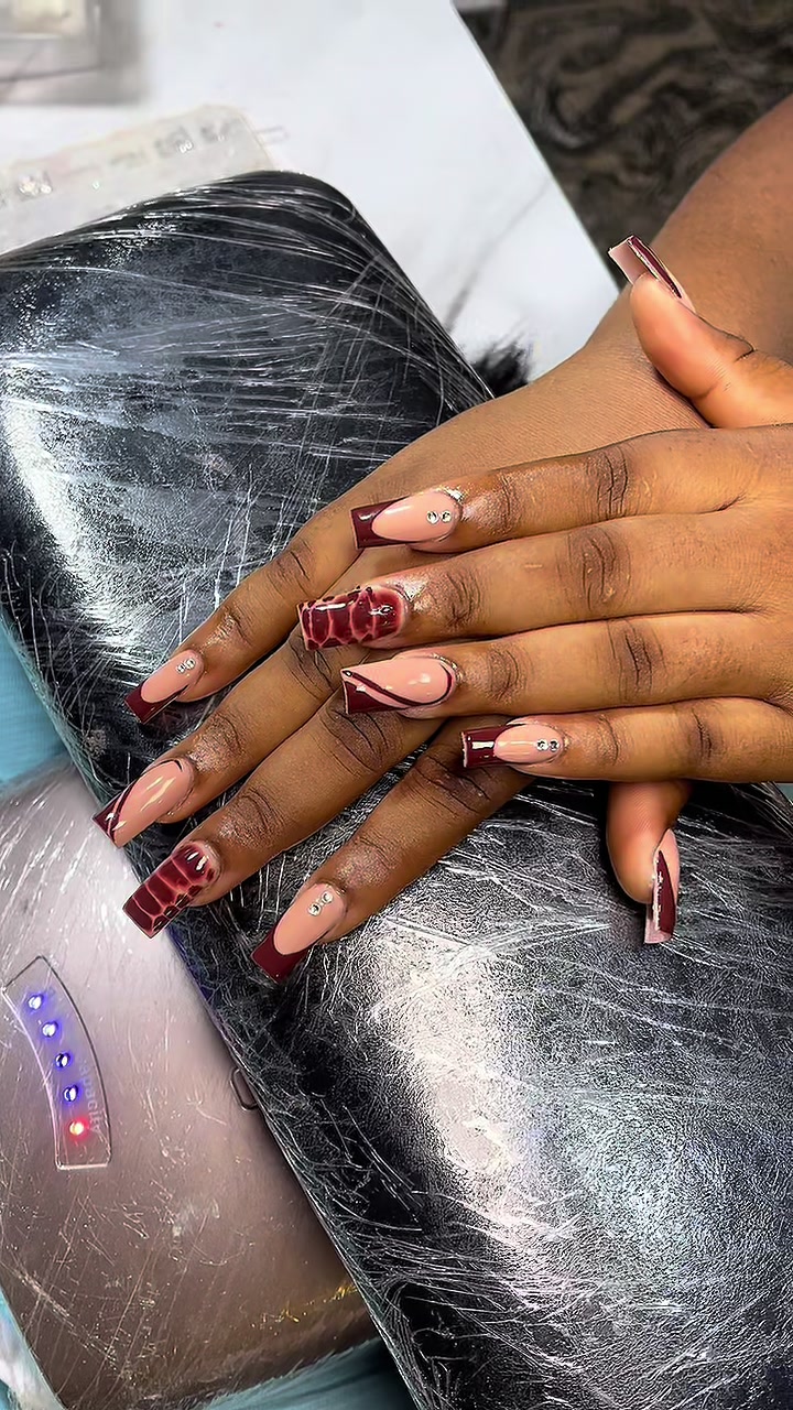 @nailsbyqesther