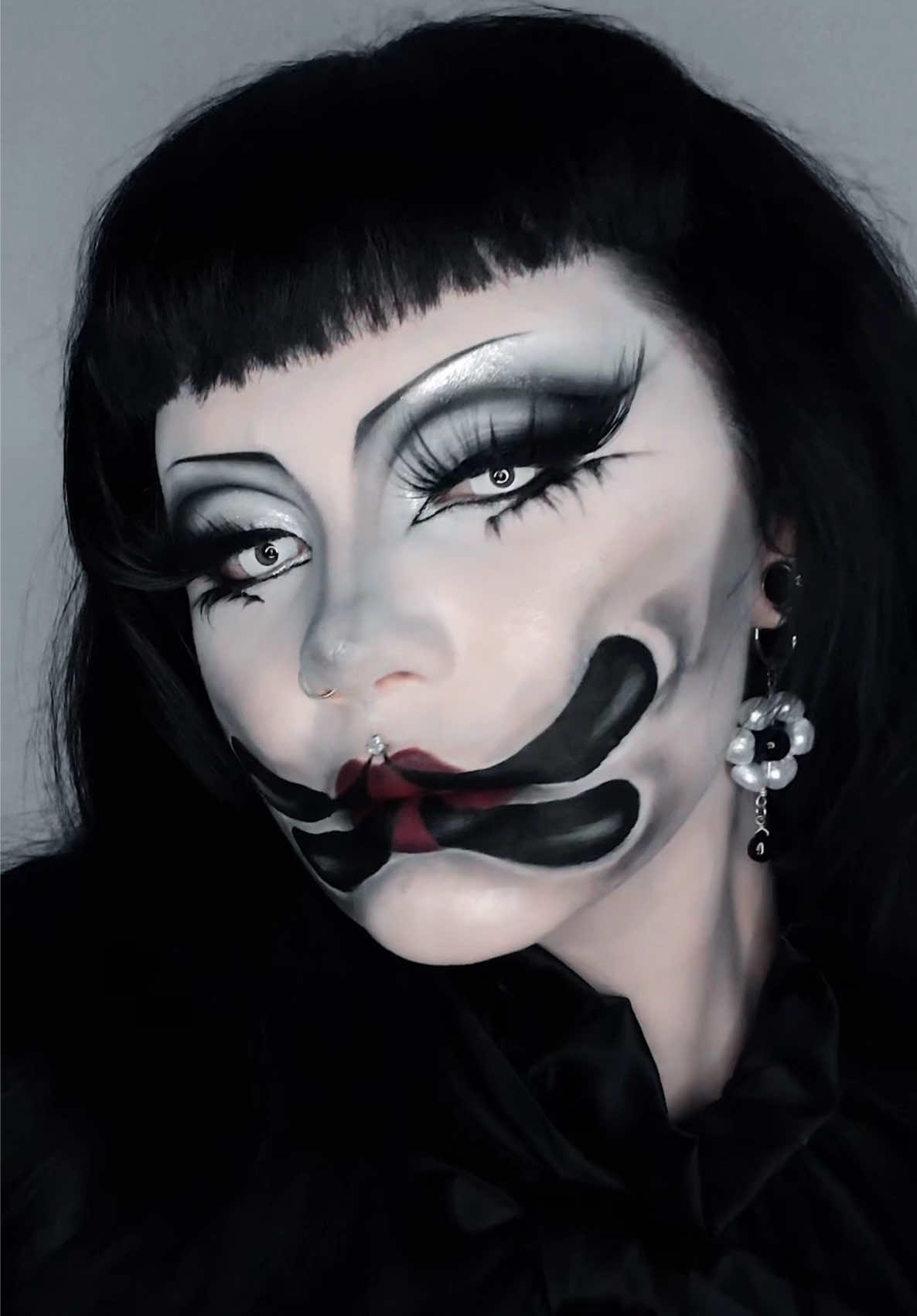 @vocallyshook