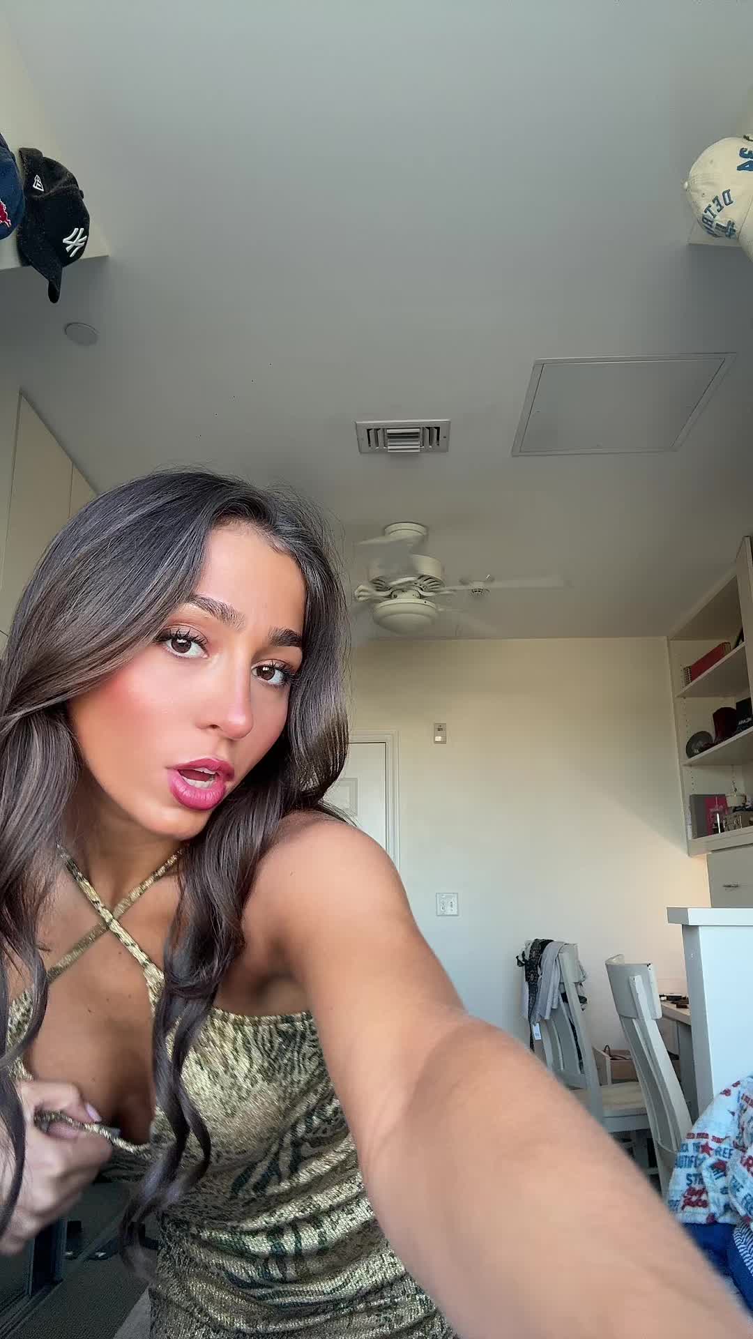 @katesimonn6