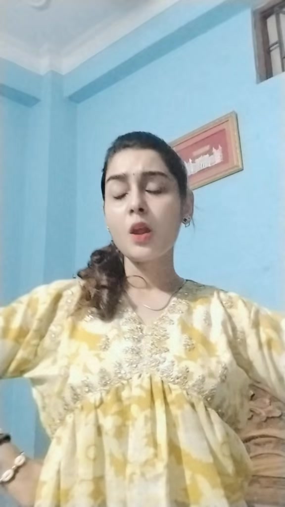 @Kalie (कली)