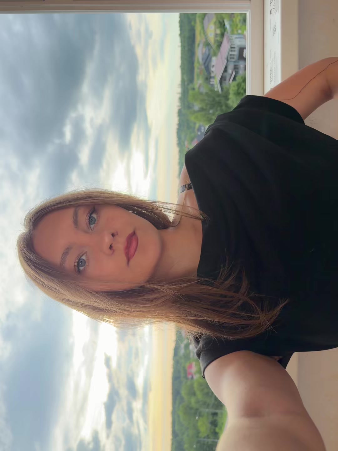 @🍸