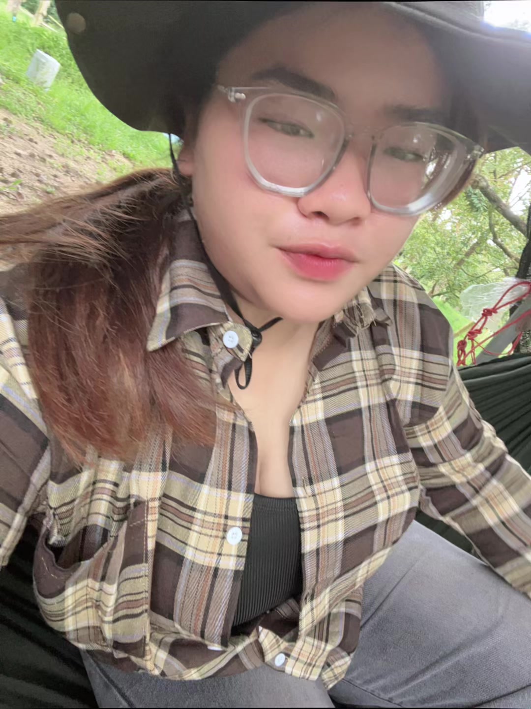@ขออมหน่อย