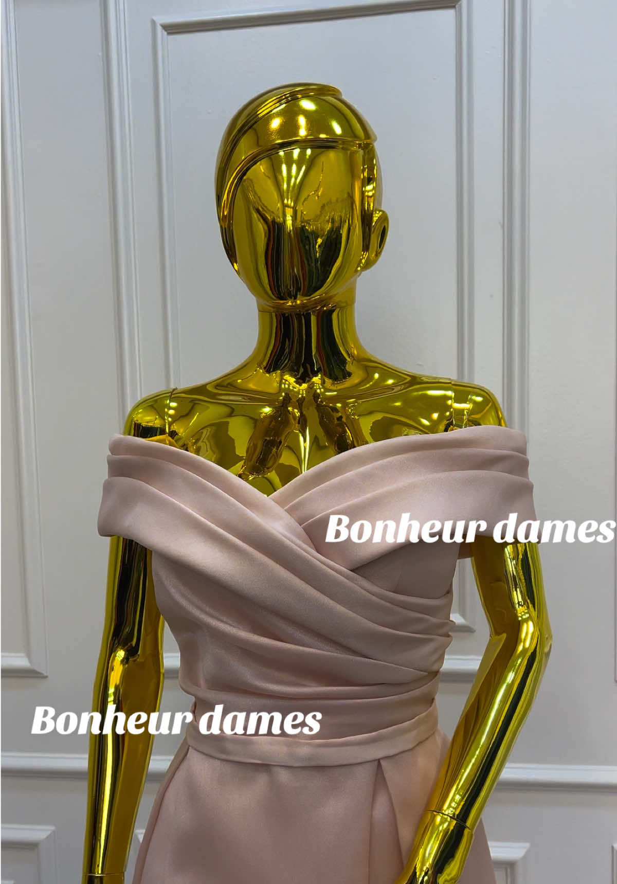 @Bonheur Dames M&M Location