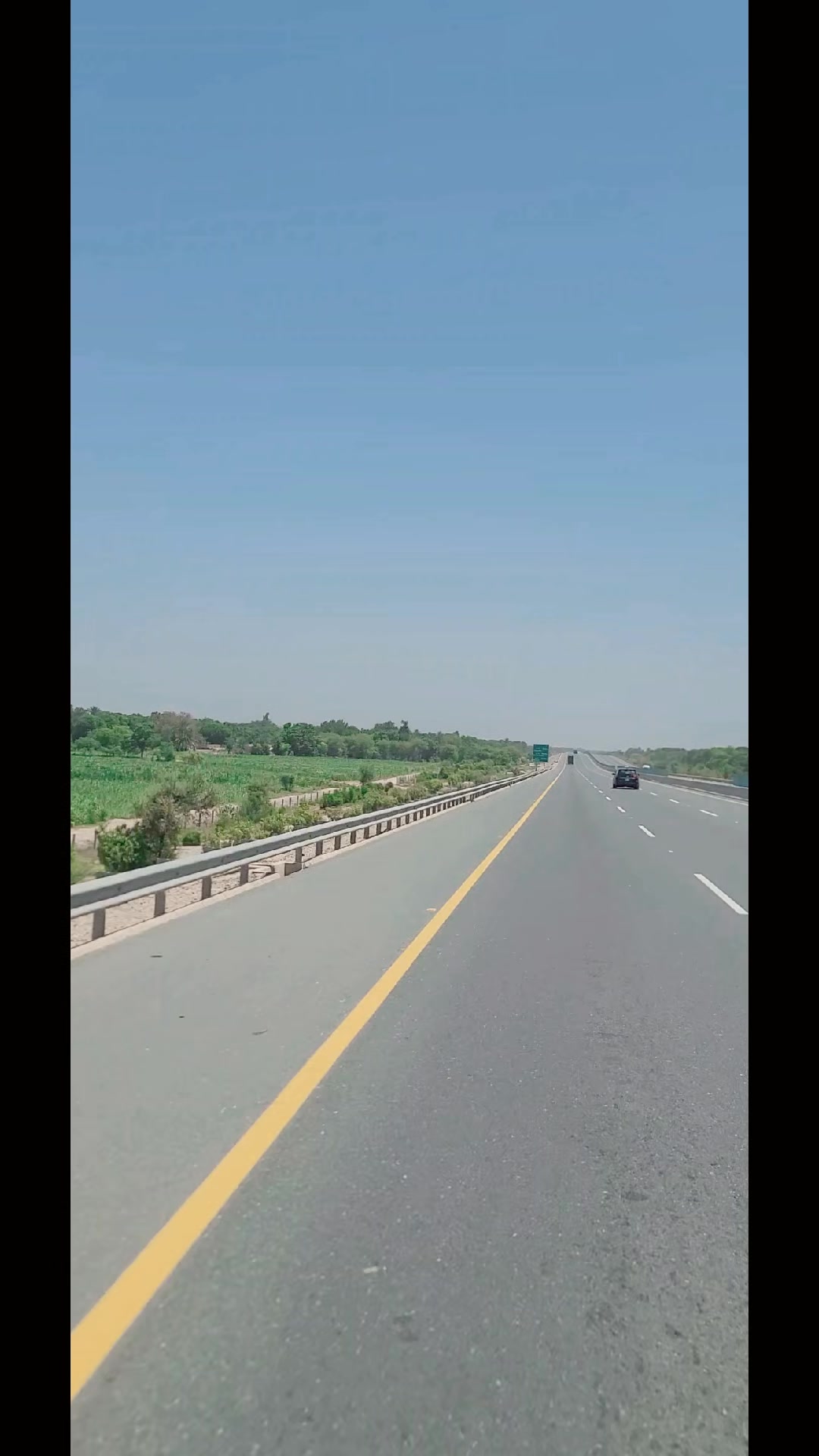 @ملک زین اعوان   ✅