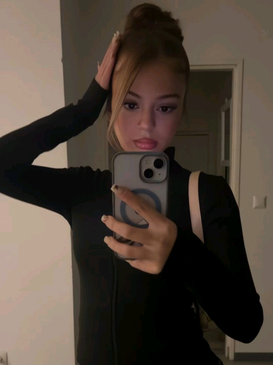 @𝙉𝙞𝙭𝙞𝙚,,