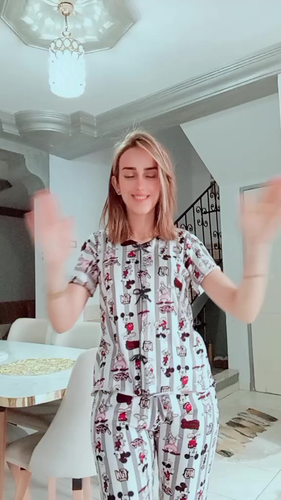 @Řa Mą