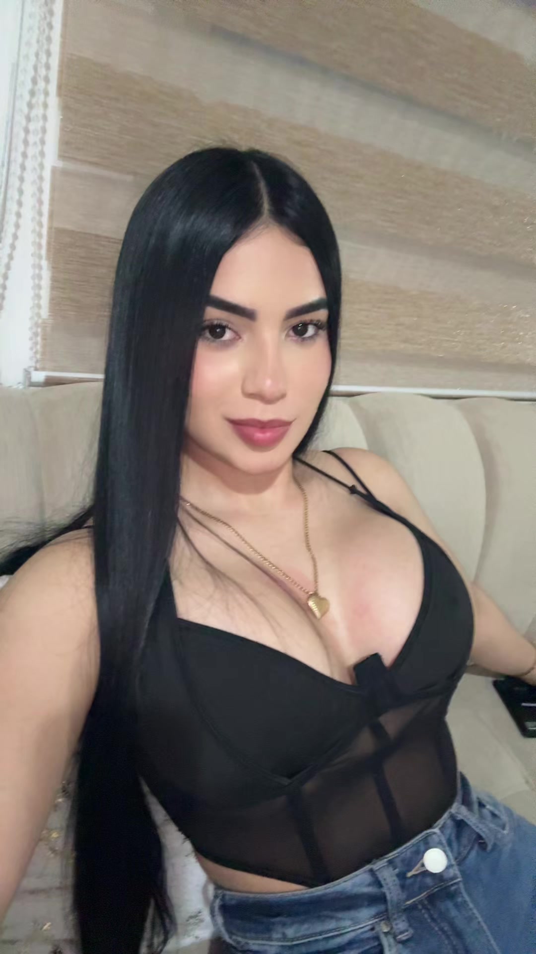 @Isabella Roldan