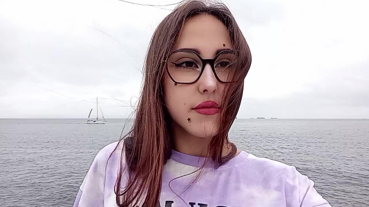 @Леся 🎶🦋