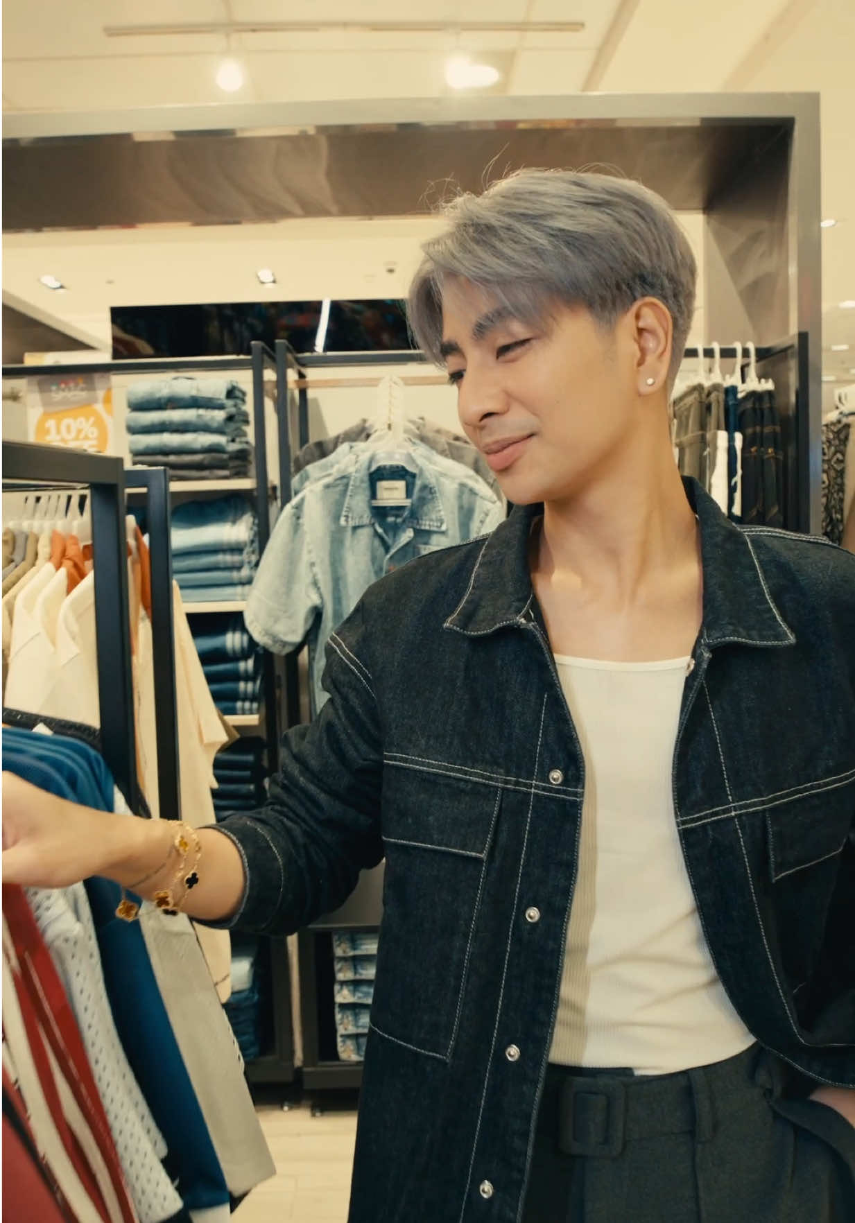 @Xai Smith