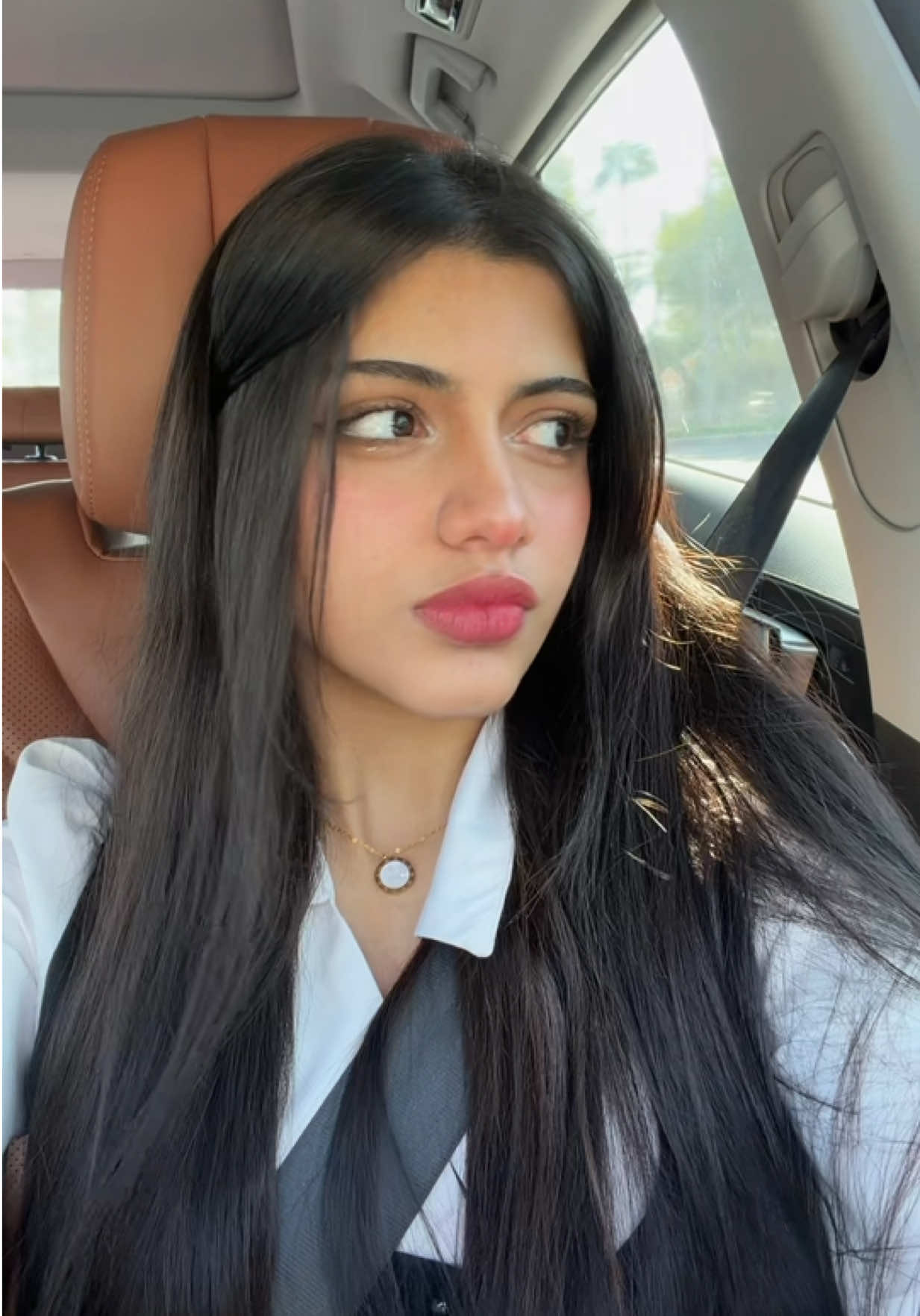 @H I B A ✰