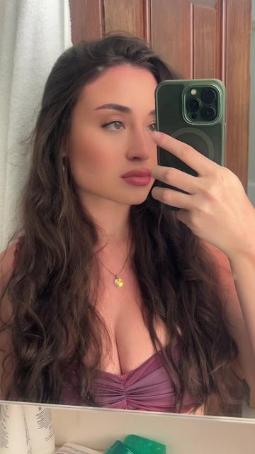 @theannessa