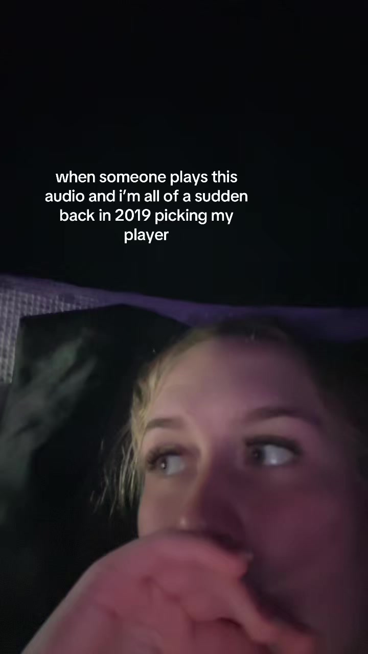 @unironicallyblonde