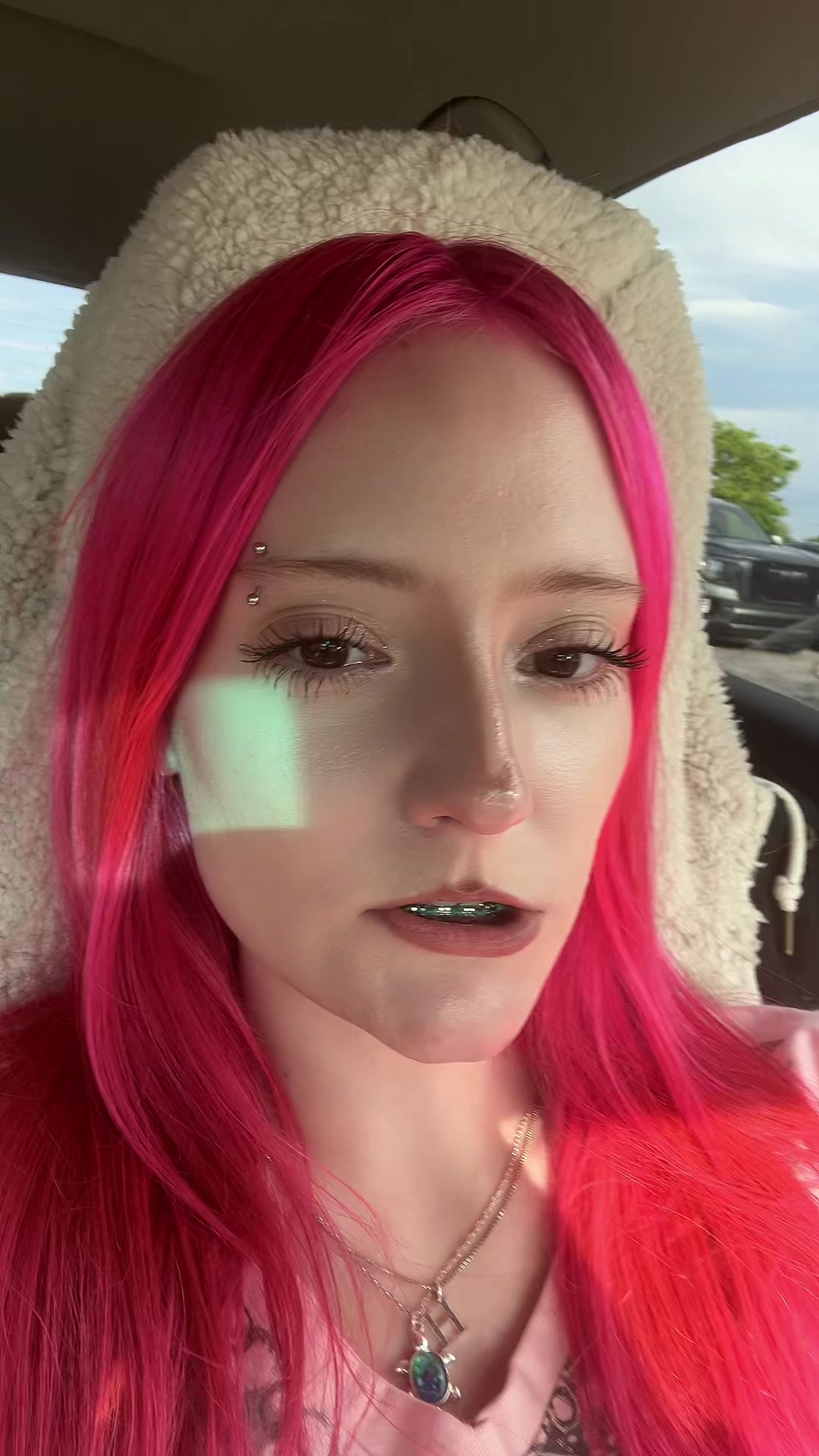 @*:・゚✧*:・゚✧