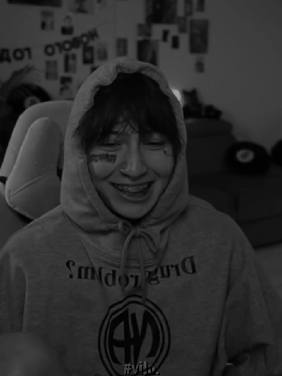 @v1lo.vm