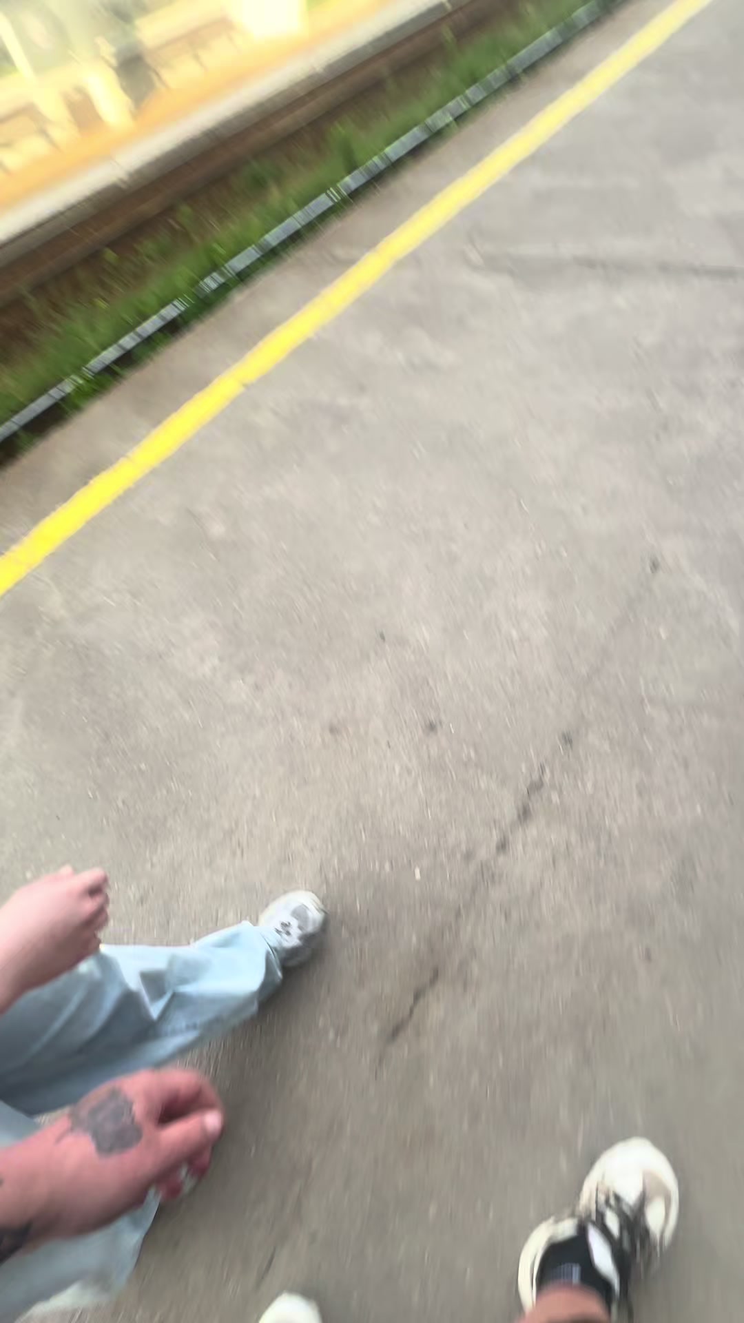 @похуй пляшем