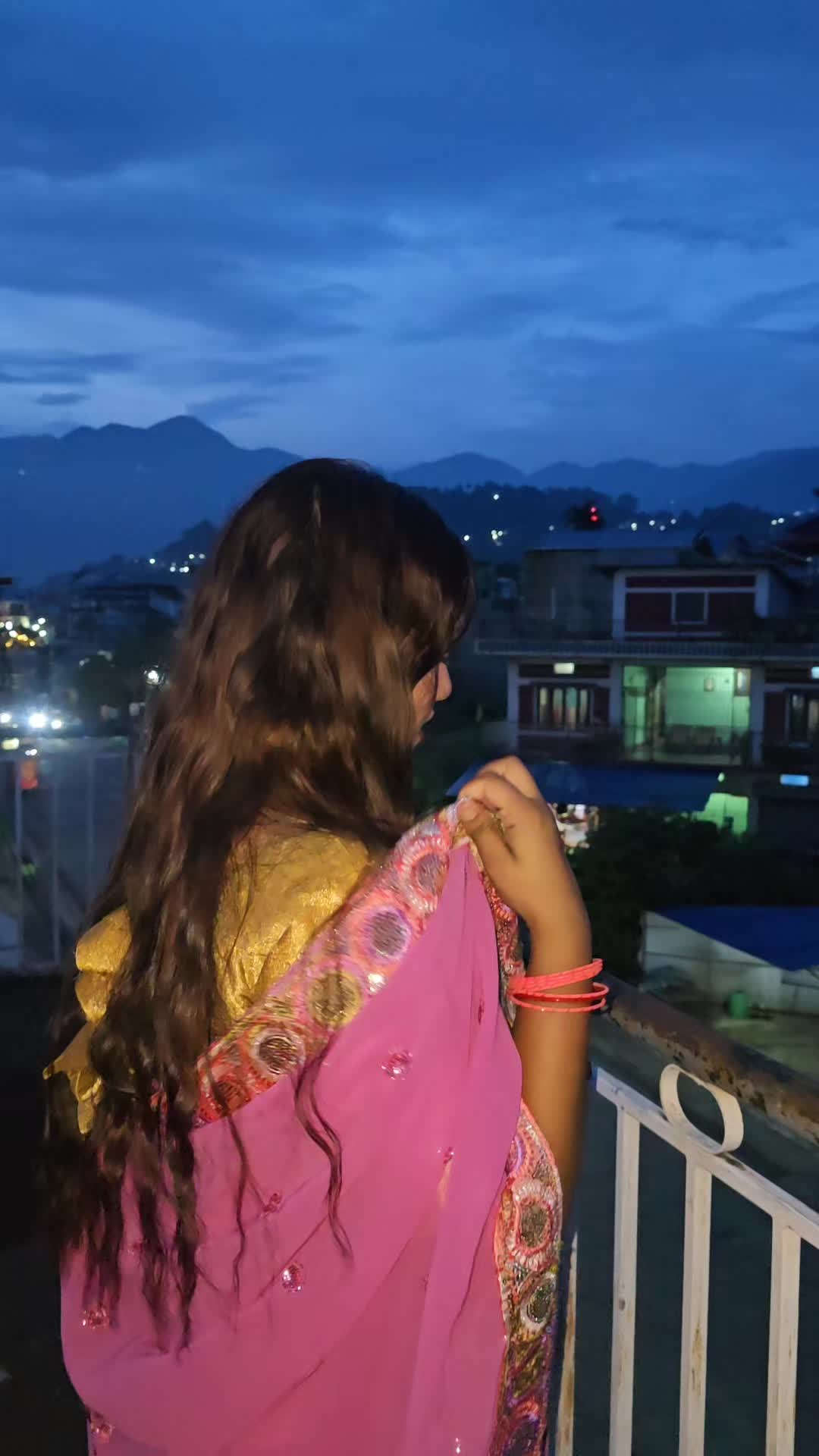 @👑kashish bhagat❣️😍