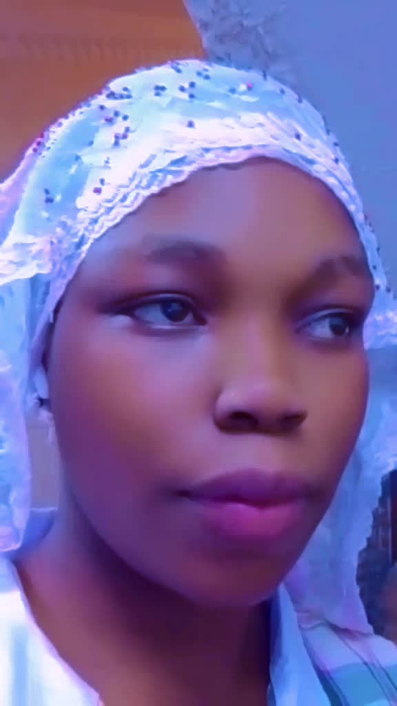 @La reine Queen ๐ค๐๐ค